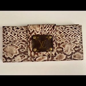 Keep it Gypsy Copper Snake skin leather wallet